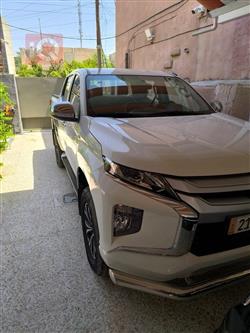 میتسوبیشی L200